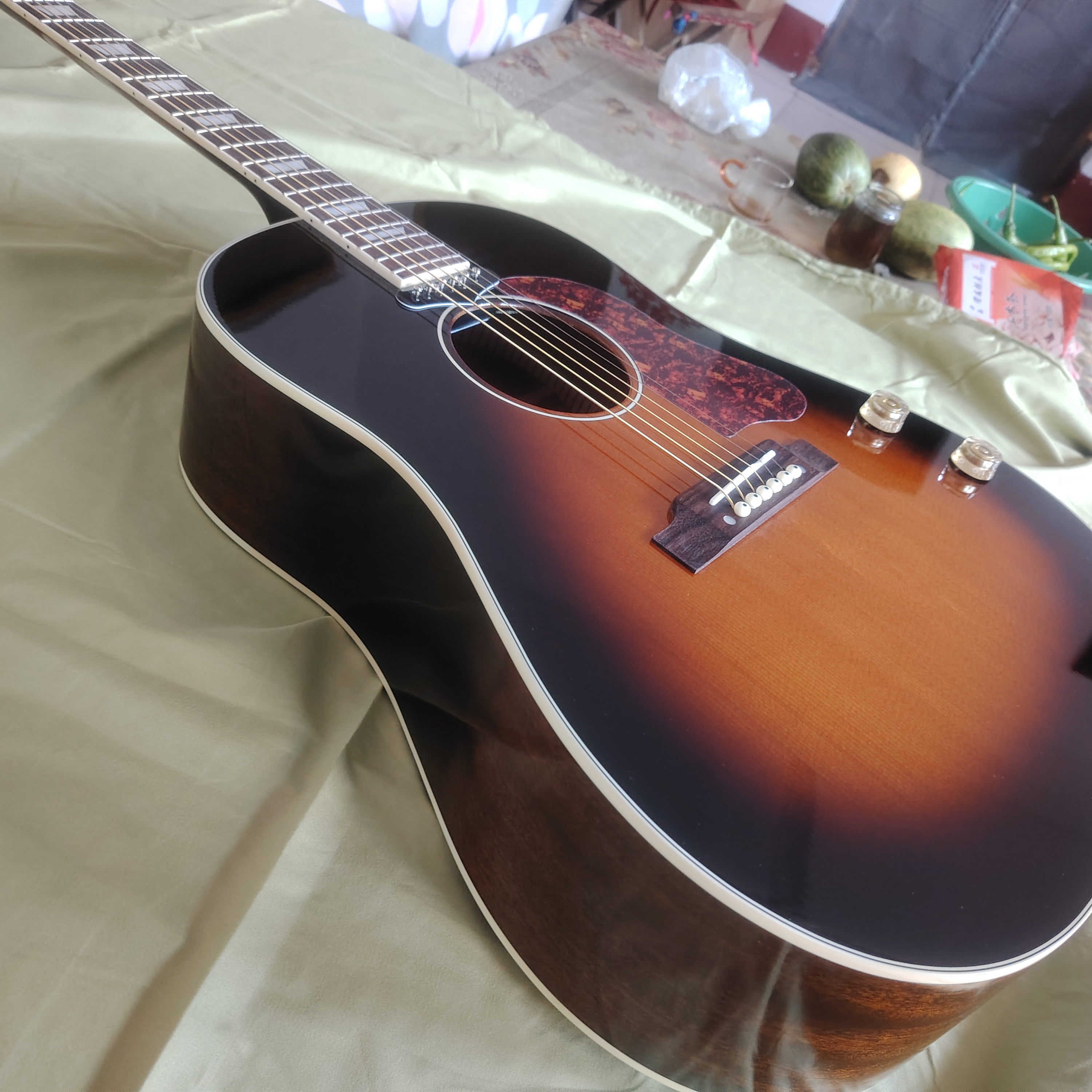 High quality 6-string J-160TS  - Musical Instrument Strings のレビューと価格