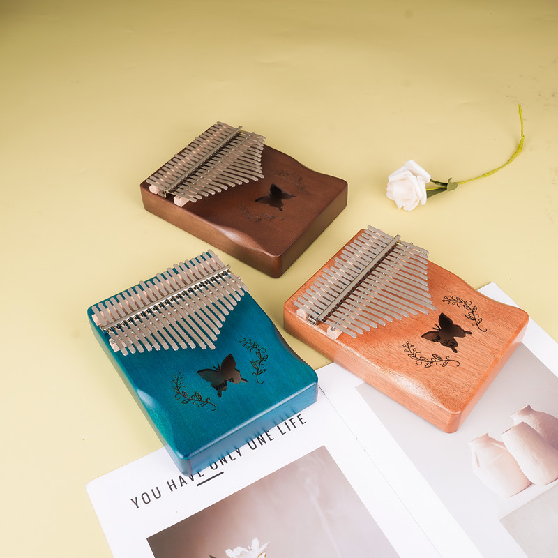 17 Key Hluru Kalimba Professio - A Musical Instrument With Keys のレビューと価格