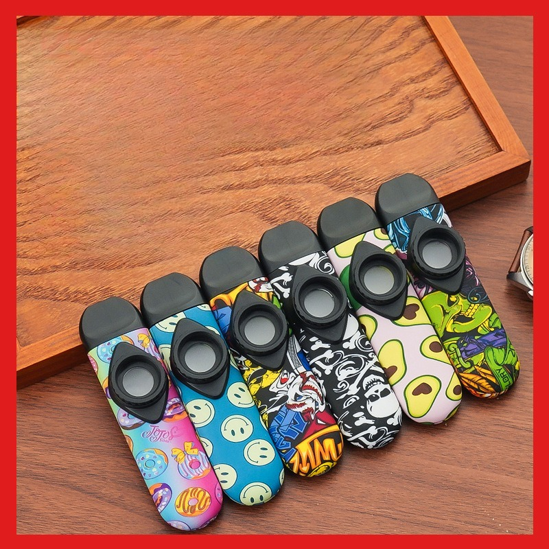 Professional Playing of Kazoo  - Musical Instrument Flute のレビューと価格